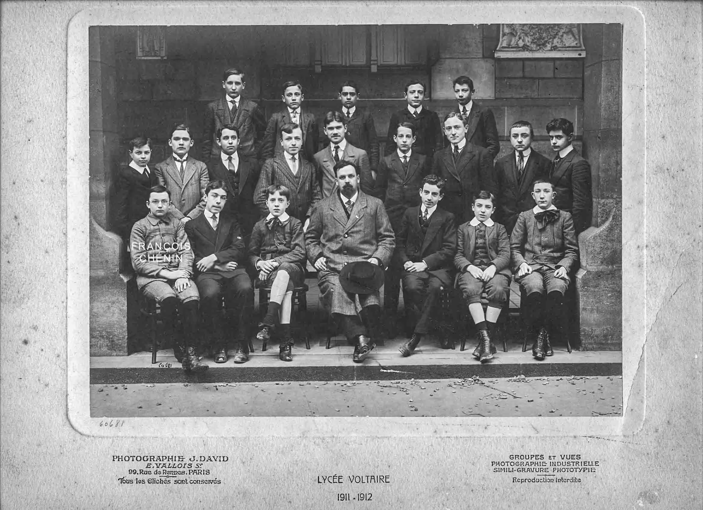 François Chénin dans la classe de son père, Lycée voltaire,1911